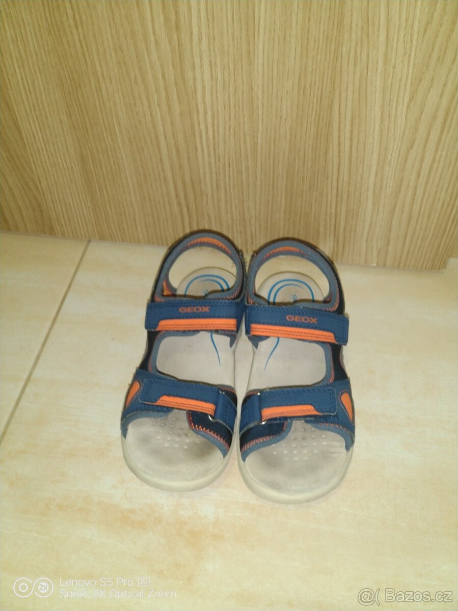 Prodám kožené sandálky Geox vel. 34 - 4