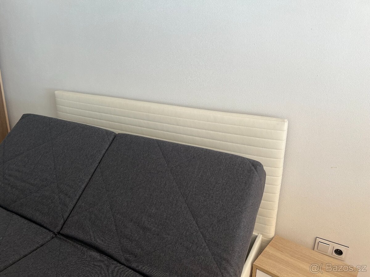 Čalouněná postel - 4