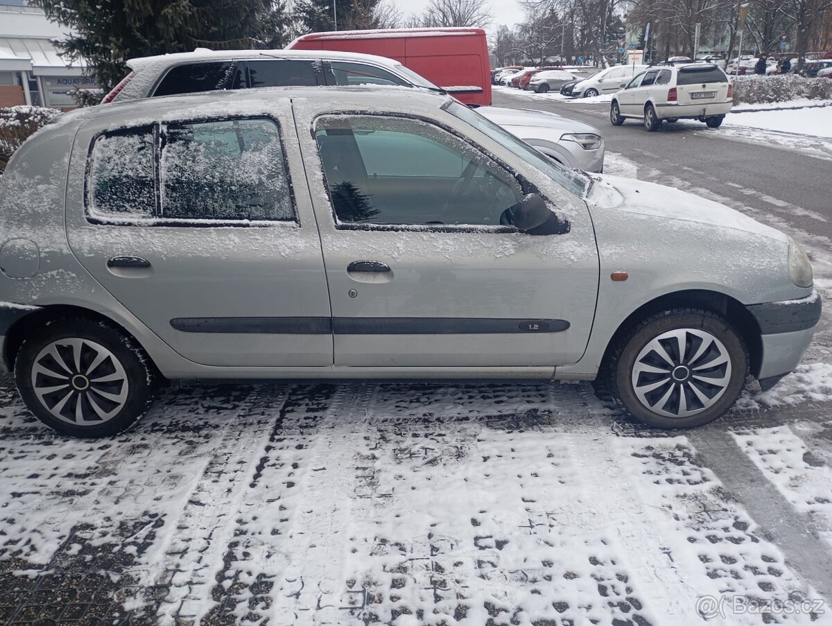 Renault Clio II 2000 - 4