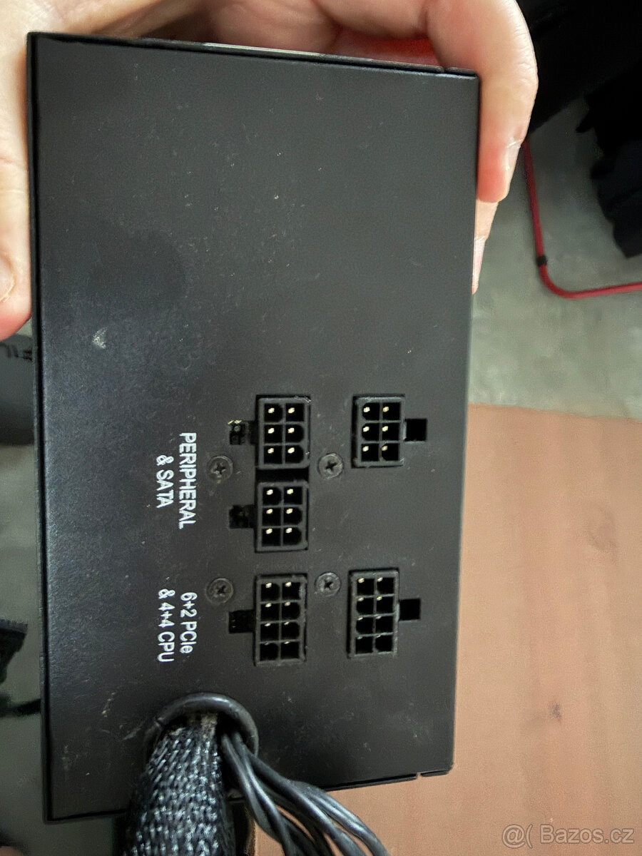 Zdroj Corsair TX650M - 4