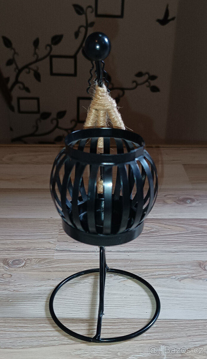 Dekorační kovový svícen Afričan - 4