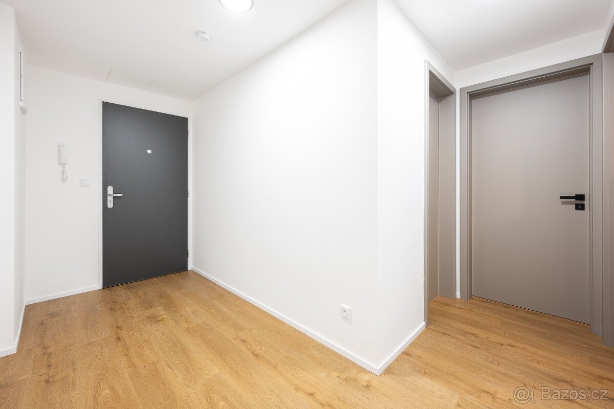 Byt 2+kk 55,6m2 s balkónem 4,7m2 - 4