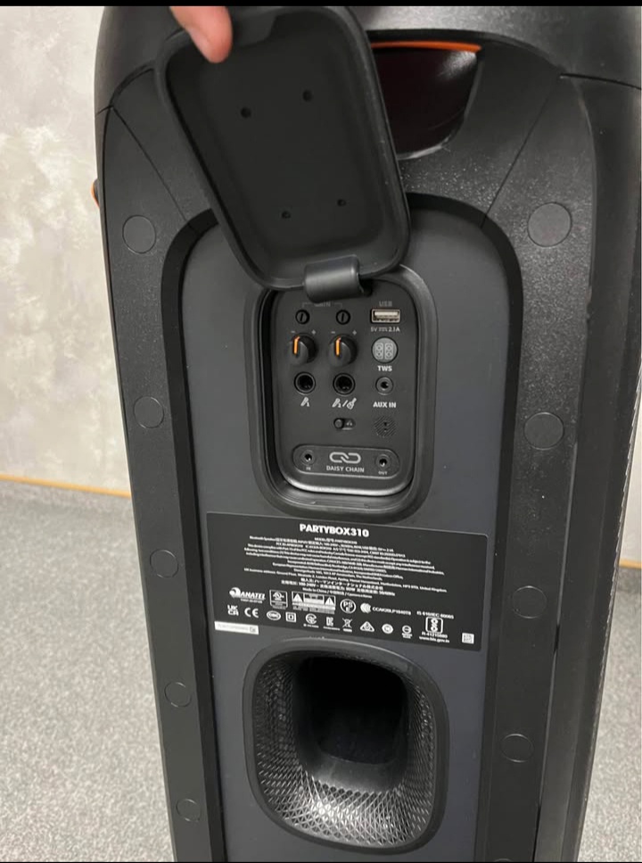 JBL PARTYBOX 710 - 4