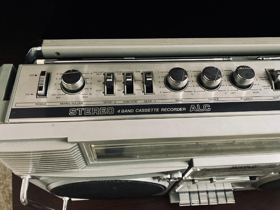 RISING - velký boombox rezervace - 4