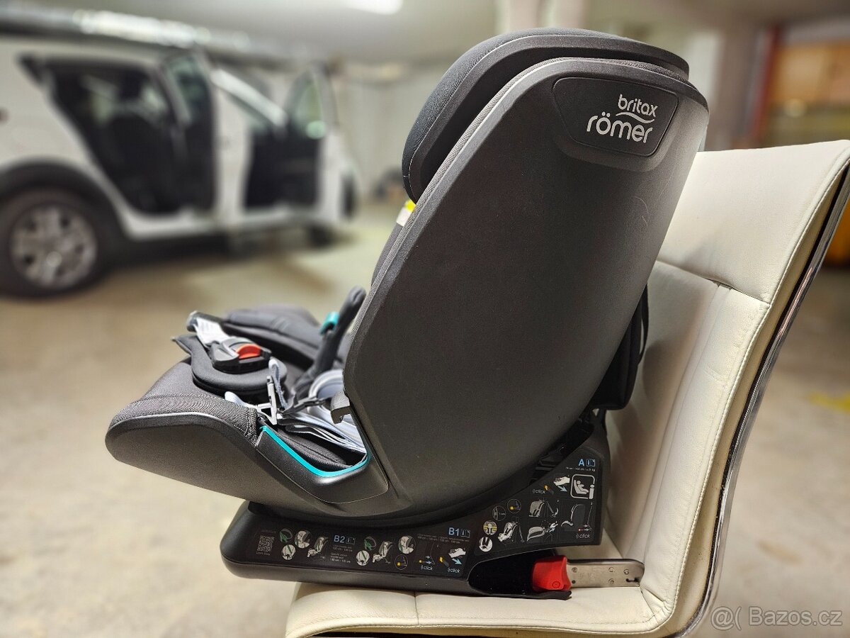 Autosedačka Britax Romer Evolvafix Midnight Grey - 4