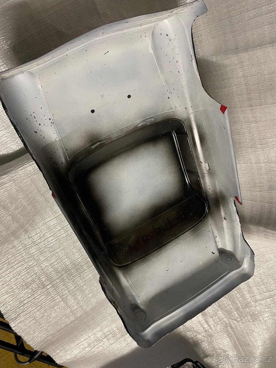 Rc karoserie 1:8 - 4