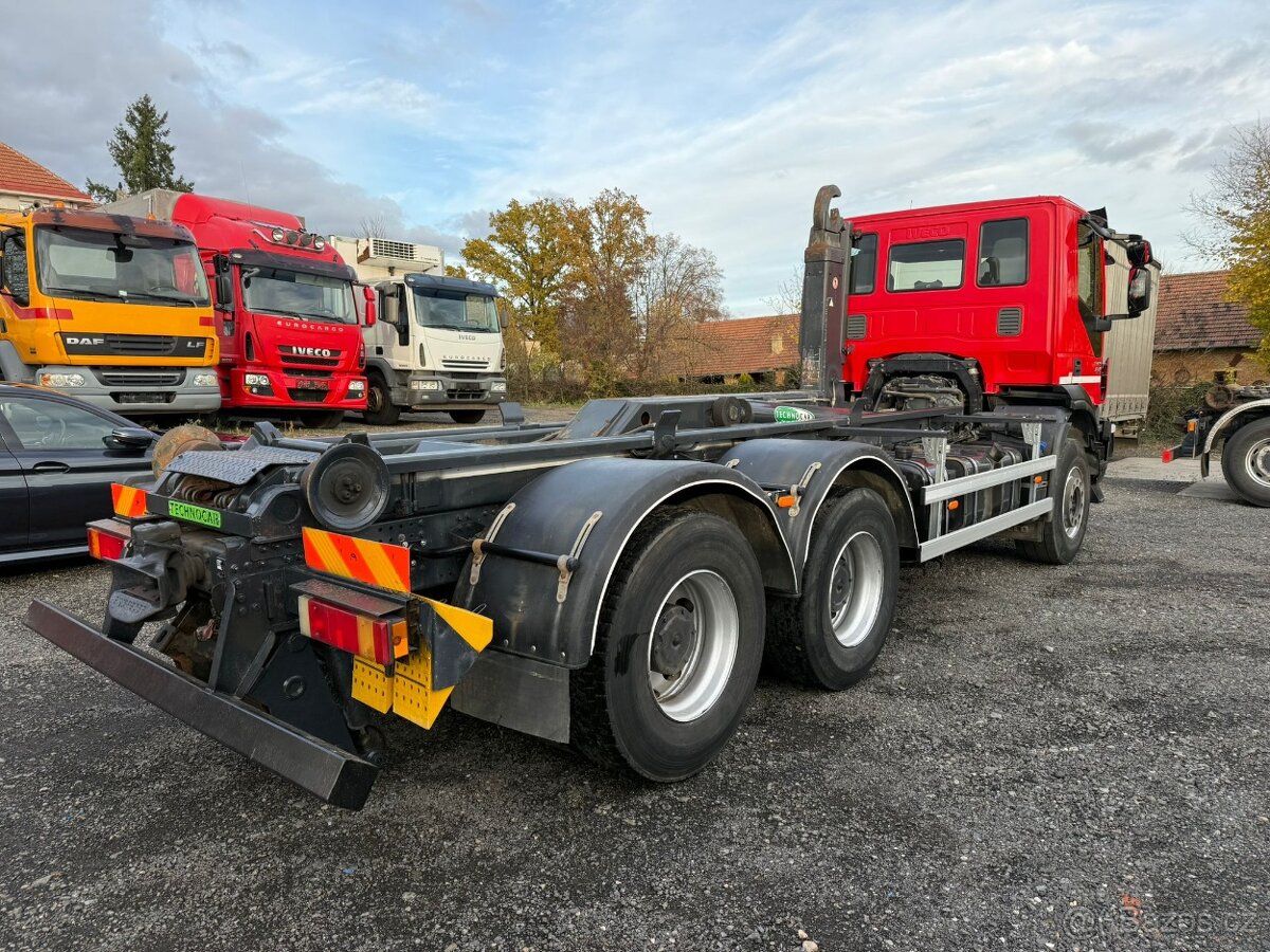 Iveco TRAKKER 6x4 E6 NOSIČ KONTEJNERŮ - 4