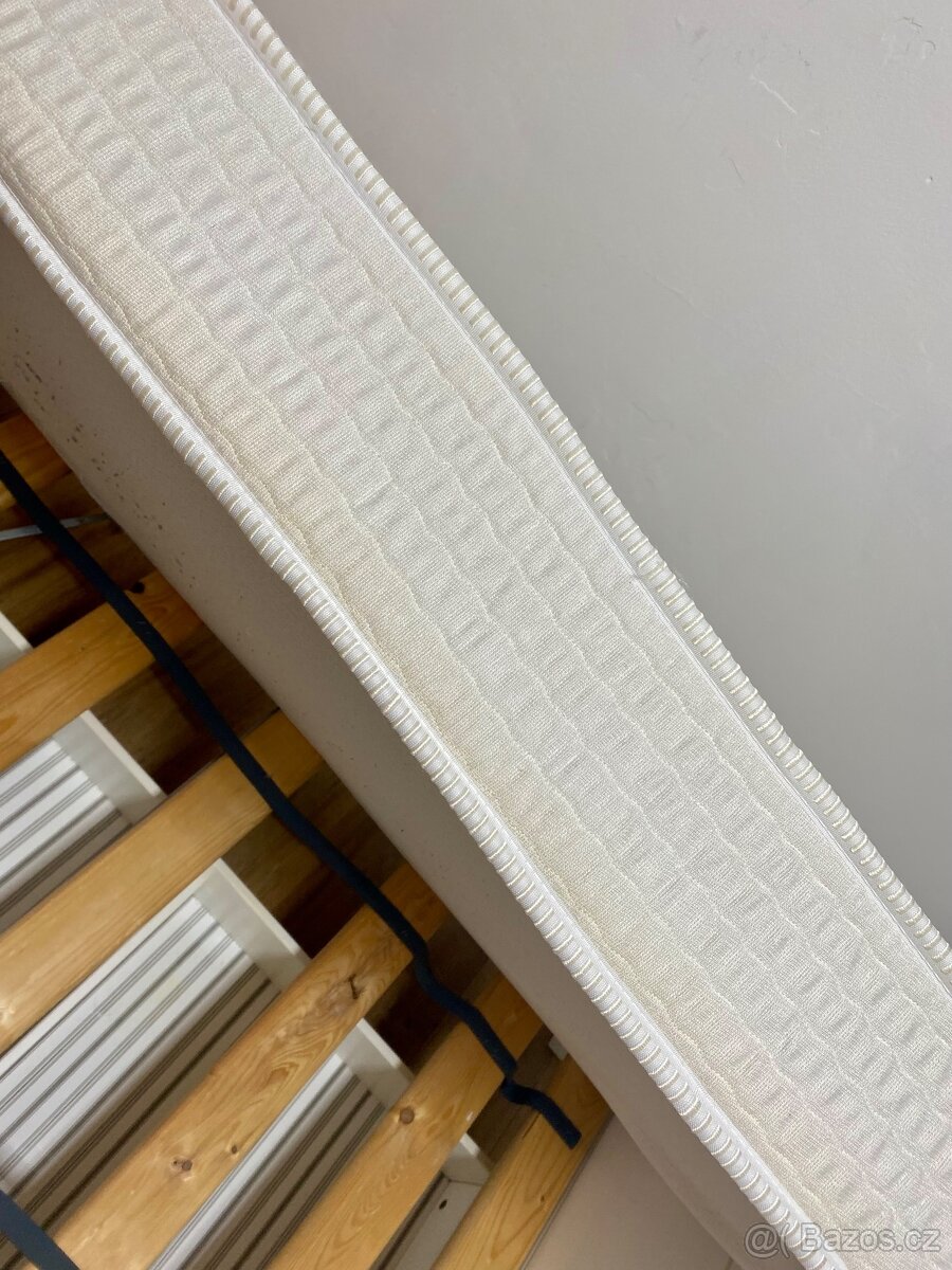 Bila postel ikea Hemnes - 4