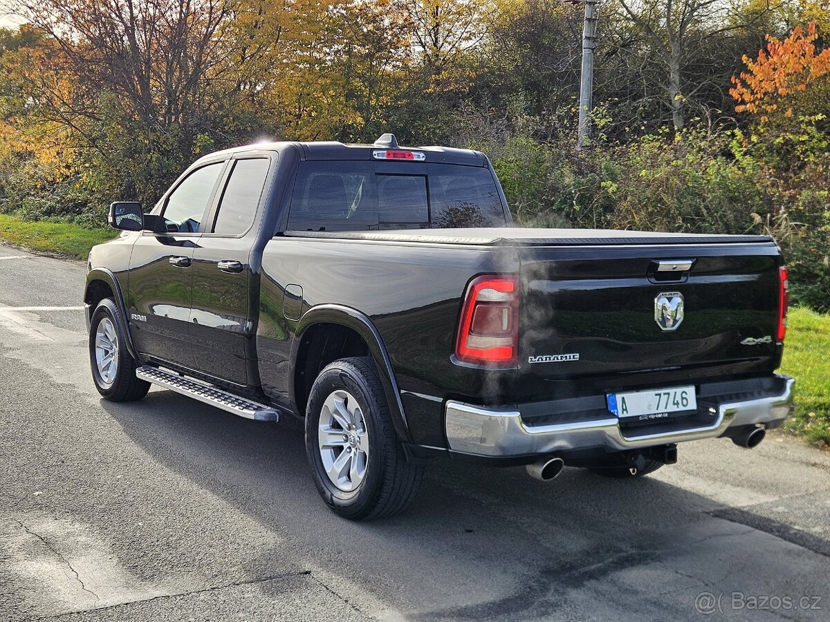 Dodge Ram 1500 Laramie 5.7 HEMI LPG