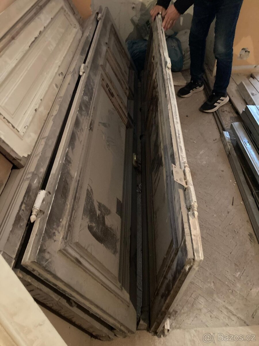 staré kazetové dveře za odvoz - 4