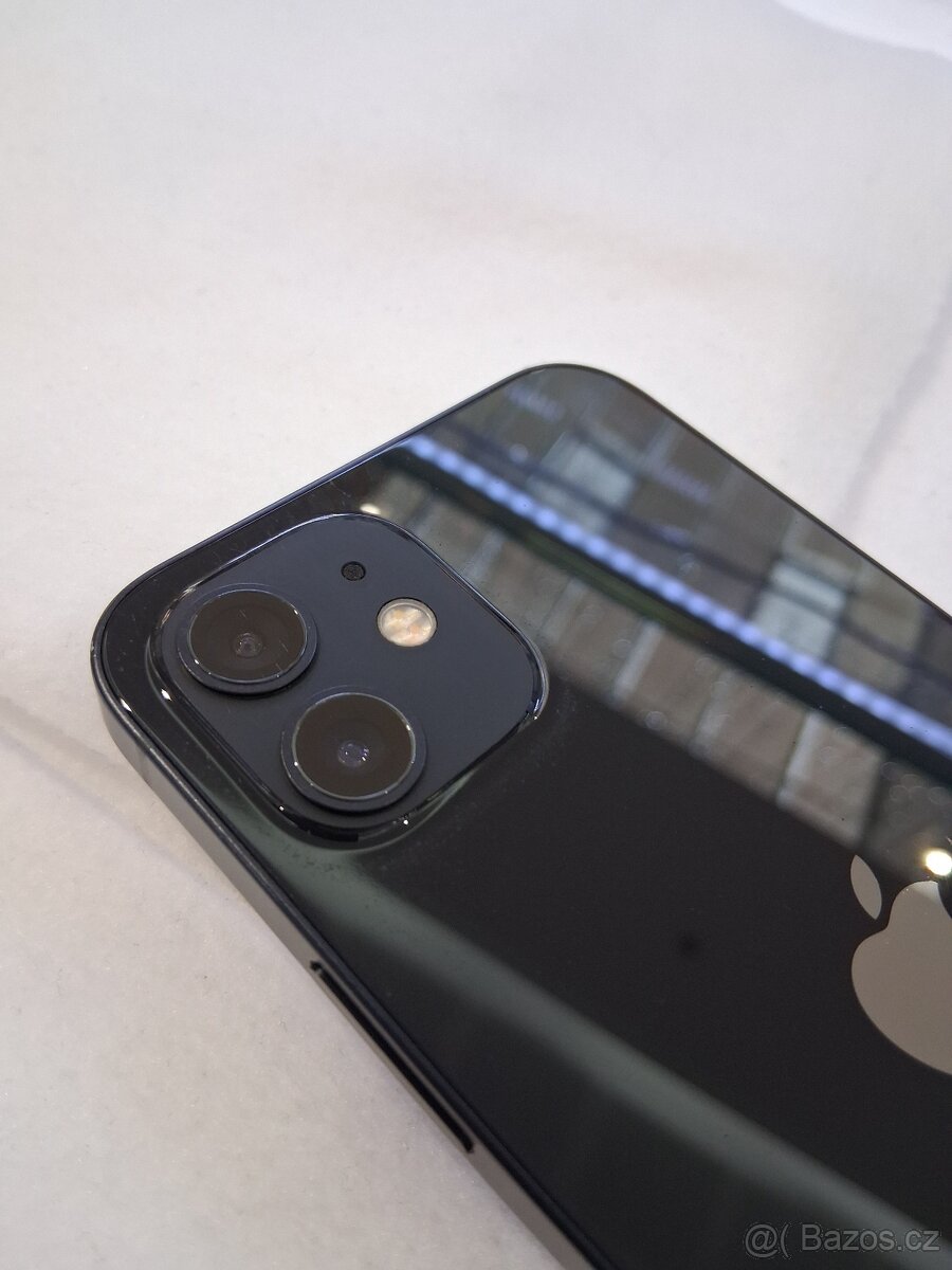 Apple iPhone 12 64 GB - 4