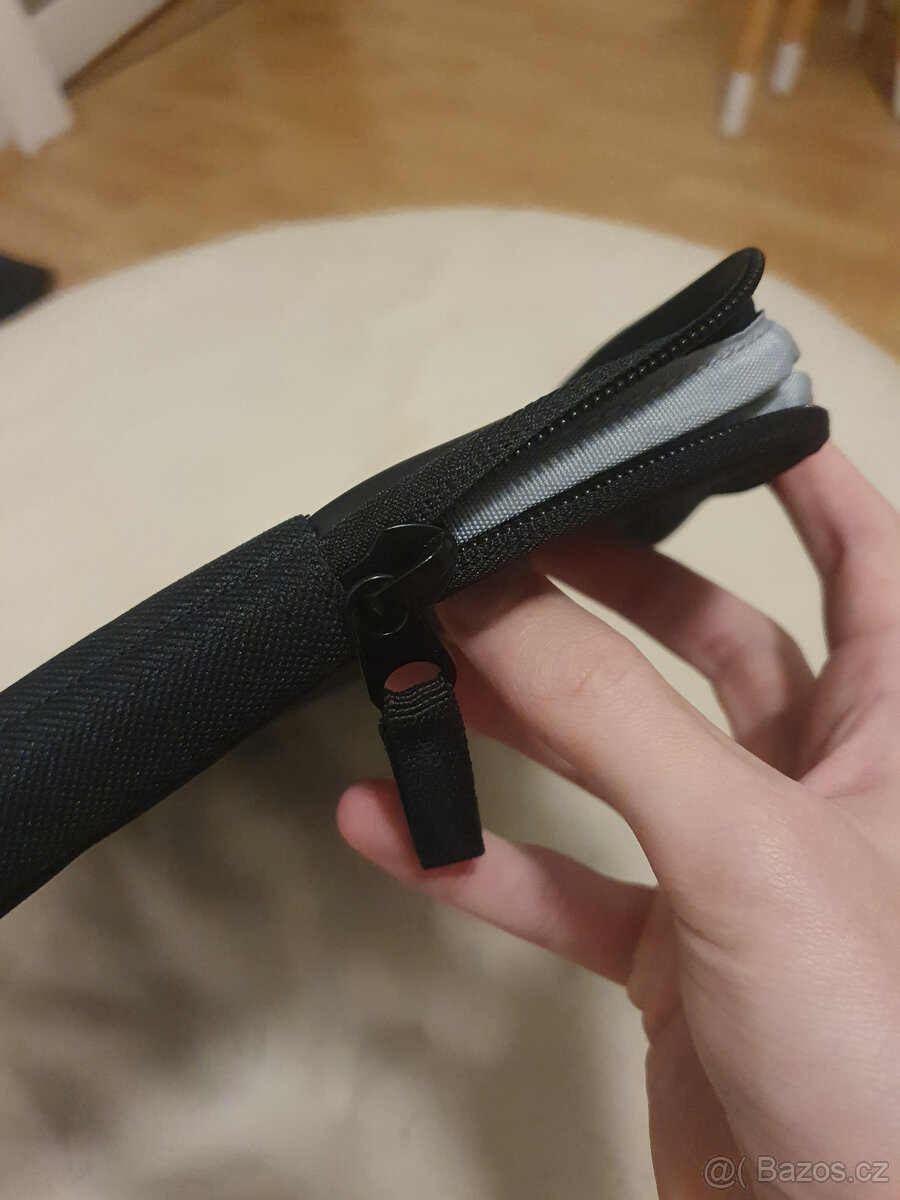 Pouzdro na Notebook - Laptop Sleeve or bag - 4