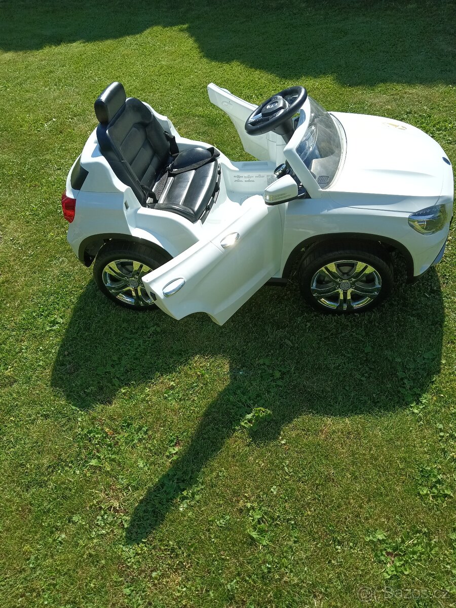 Dětské elektrické auto Mercedes Benz GLA - 4