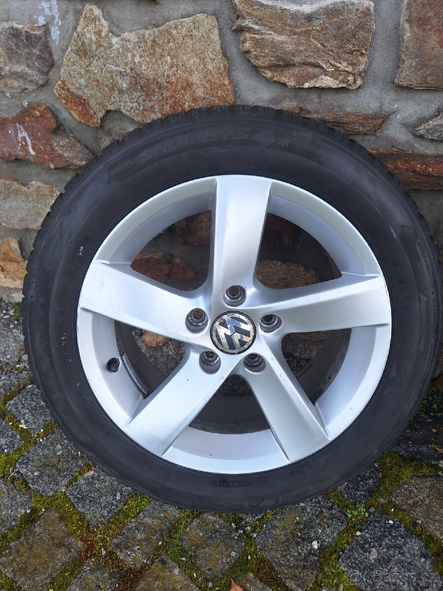 4x zimní 205 55 16. - 4