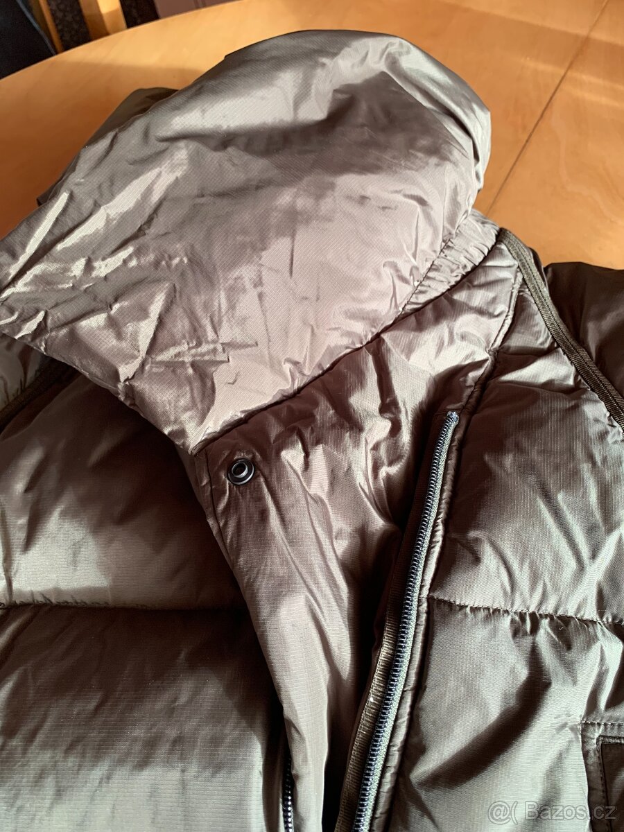 dámská péřová bunda zn. Levi's - vel. M - 4