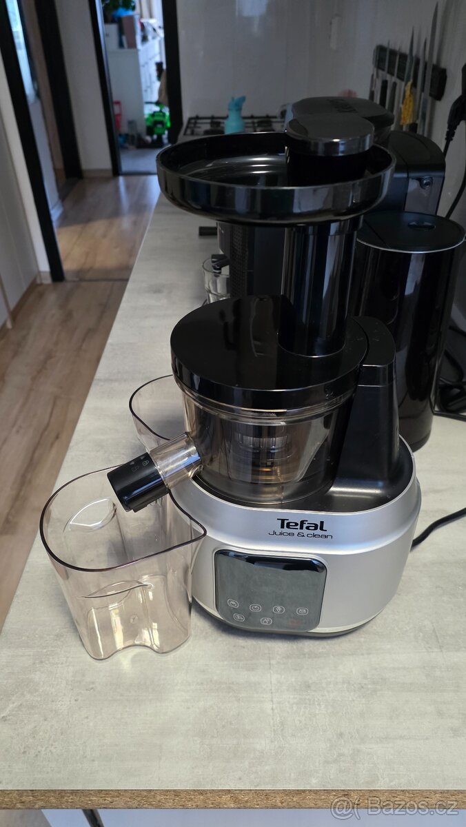 Vybavení domácnosti (většina v záruce) - 4