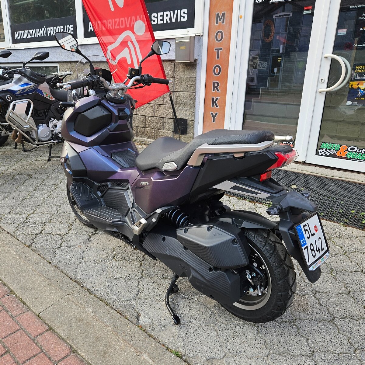 Sym ADX 125i LC ABS E5, PŘEDVÁDĚCÍ, DPH - 4