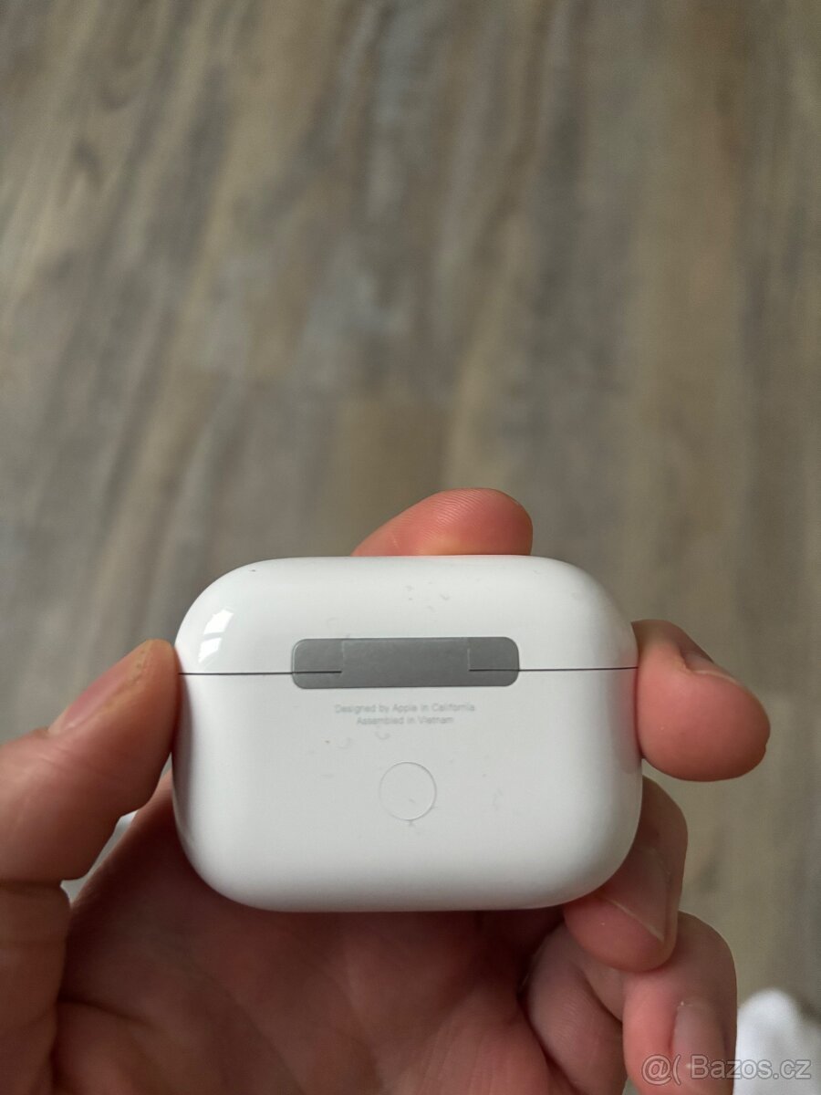 Apple Airpods 2. generace - 4