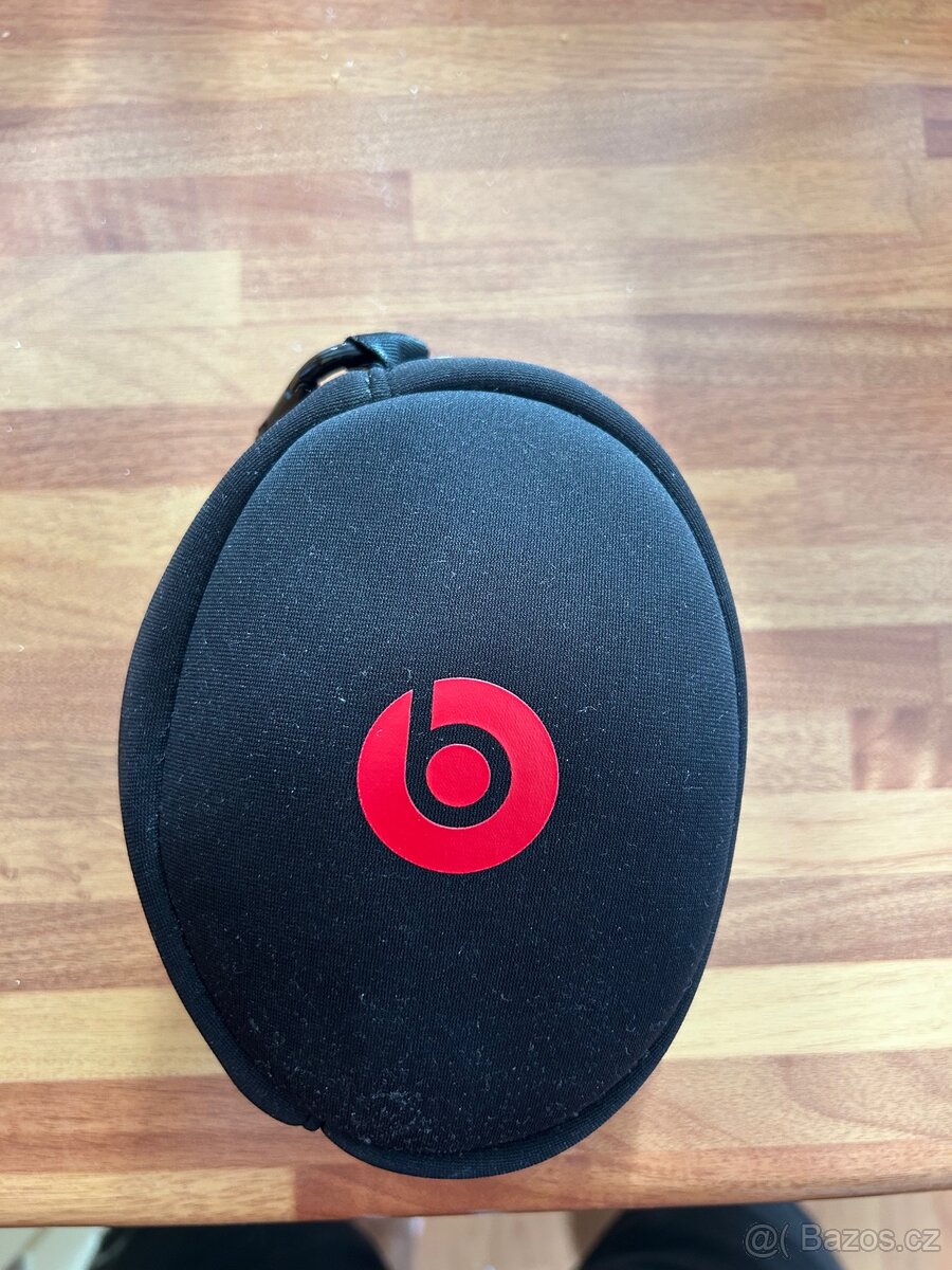 Sluchátka Beats sólo bíle - 4
