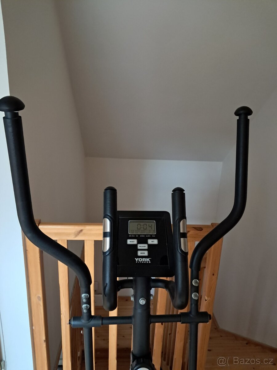 Elipticky trenažér - 4