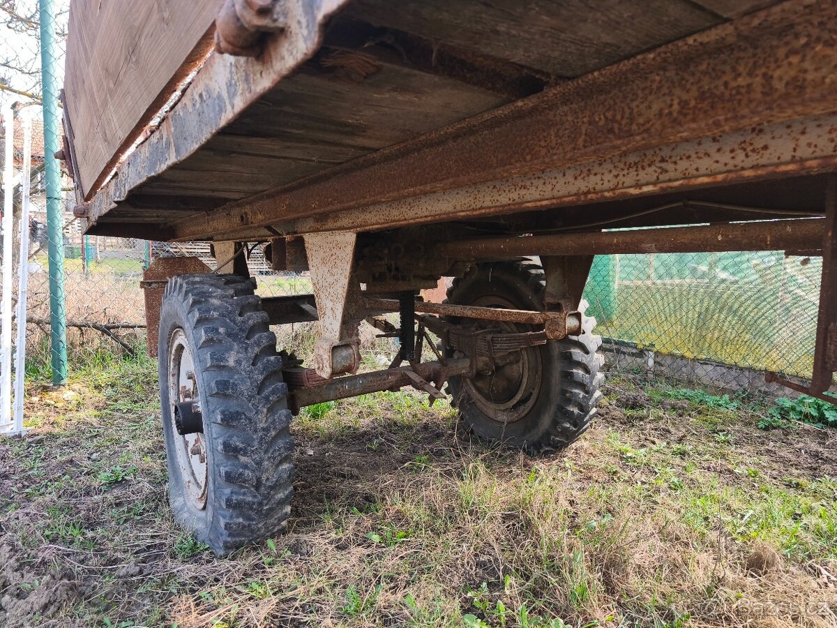 Vlečka za traktor - 4