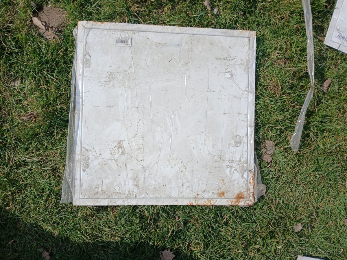 Revizní dvířka plechové - 4