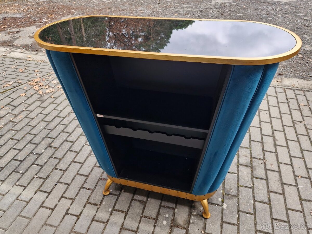 Bar - 4
