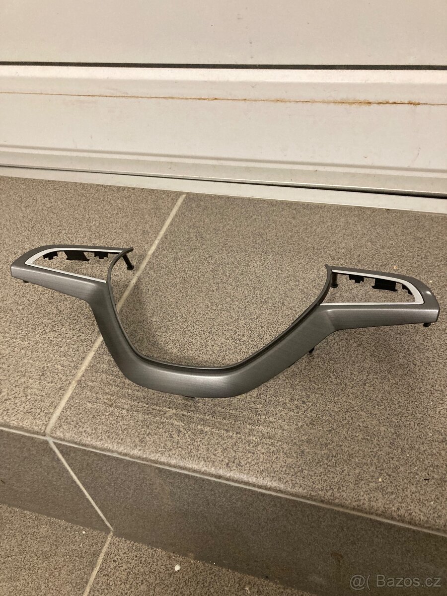 Rámeček na volant - 4