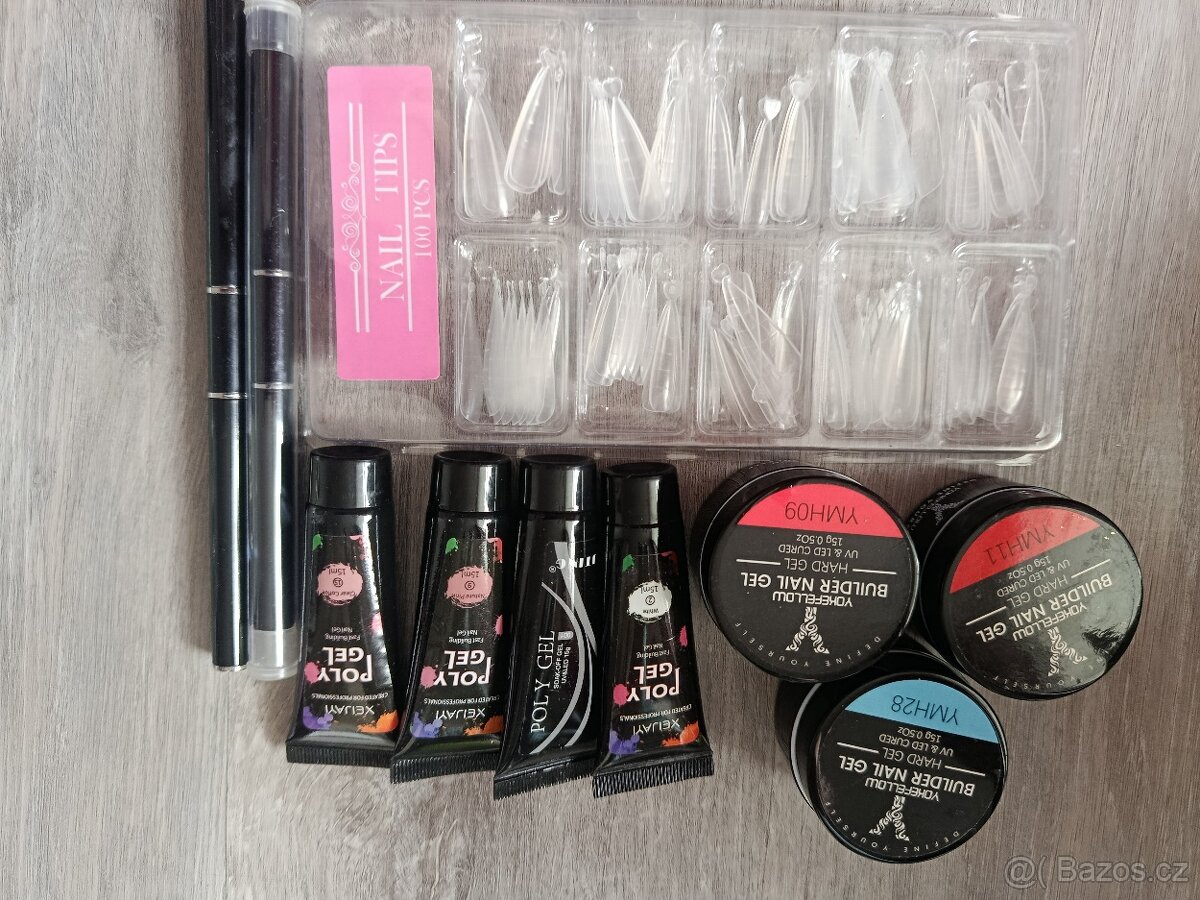 Věci na nehty - 4