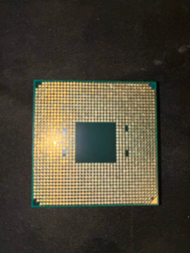AMD Ryzen 5 2600 + chladič - 4