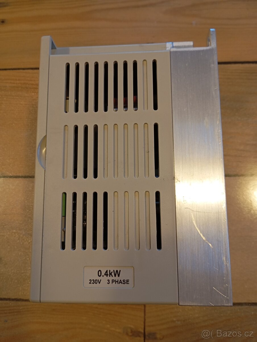 Frekvenční měnič Delta VFD004S23A - 4