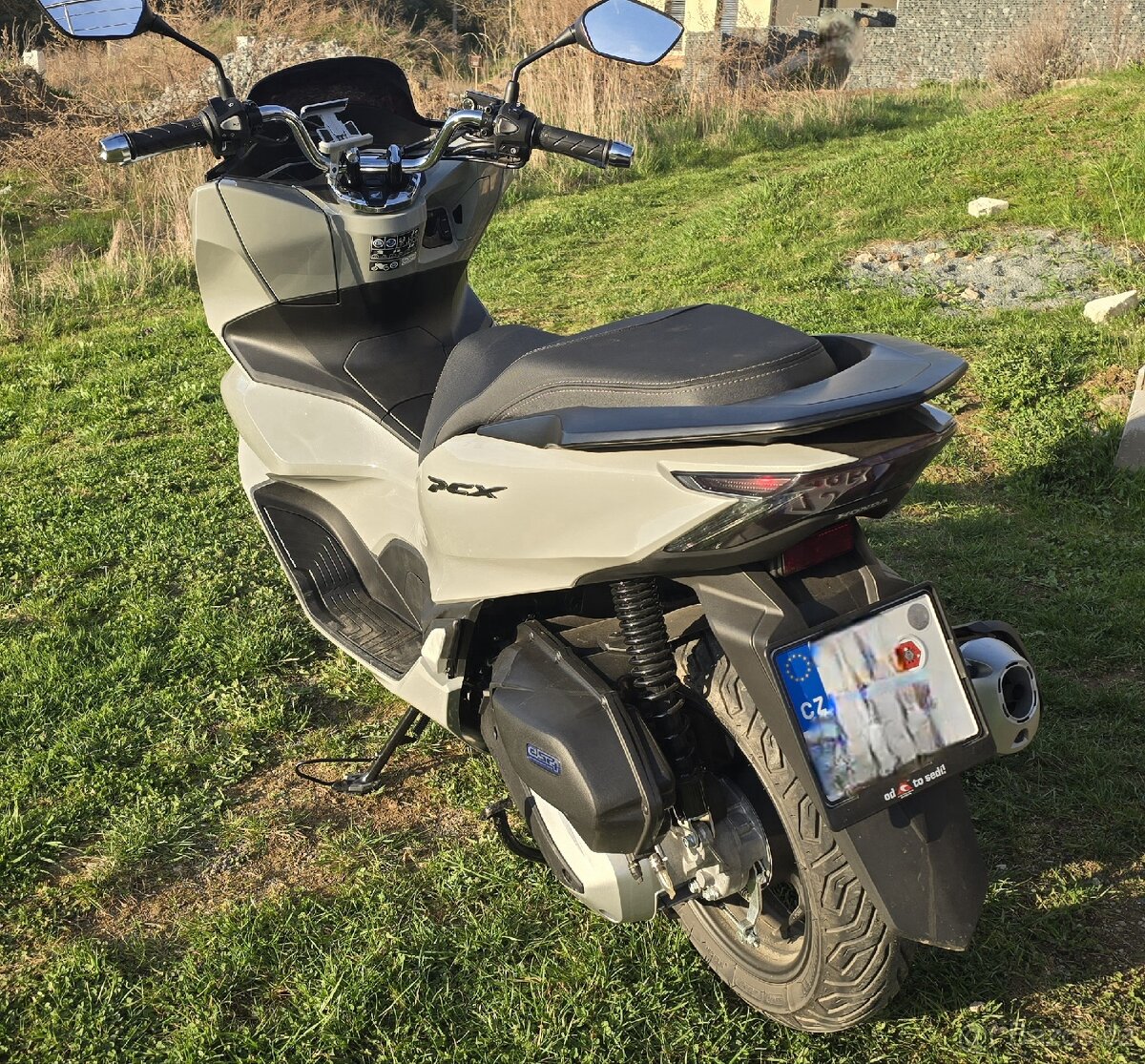 2024 Honda PCX 125 - 3 573 km - Náhled 3