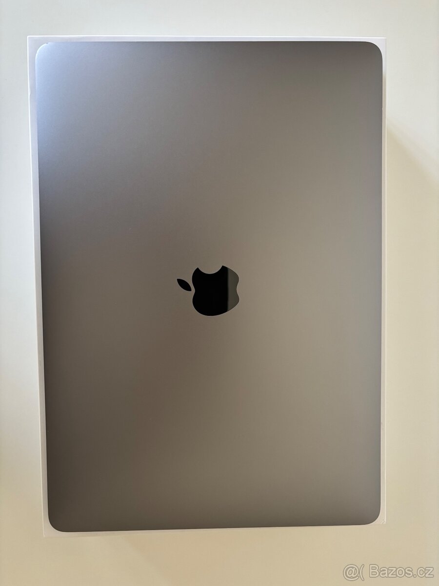 Apple MacBook Air M1 8/256 Space Gray - 4