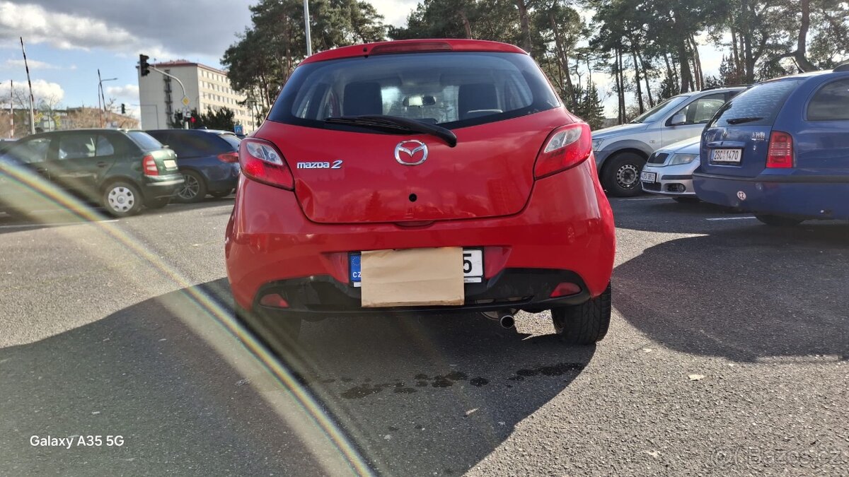 Mazda 2 - 4