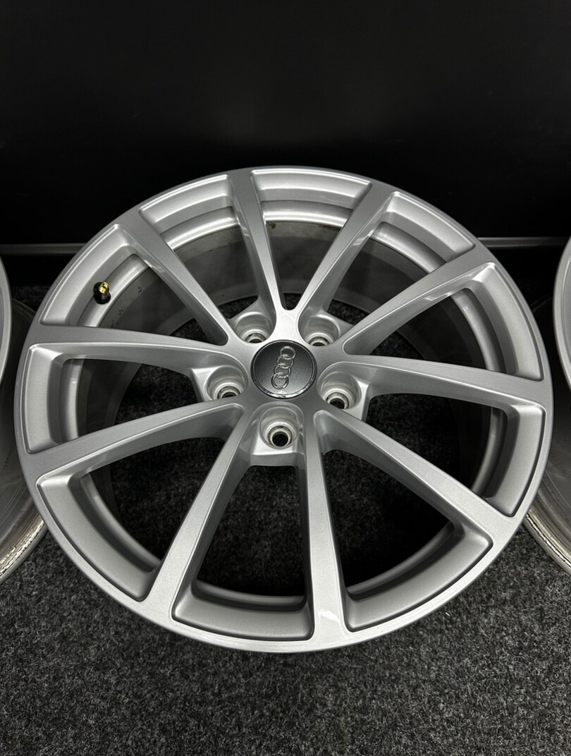 Alu Audi 5x112 17” 4K0601025 - 4