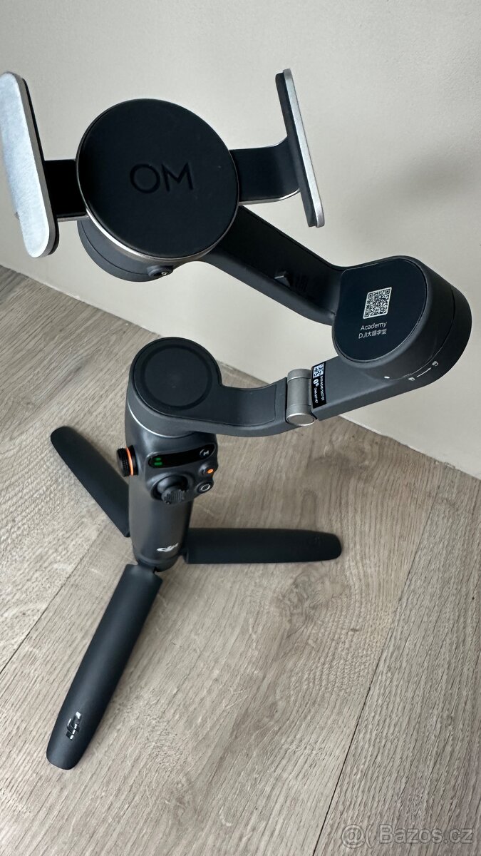 DJI osmo mobile 6 - top stav - 4