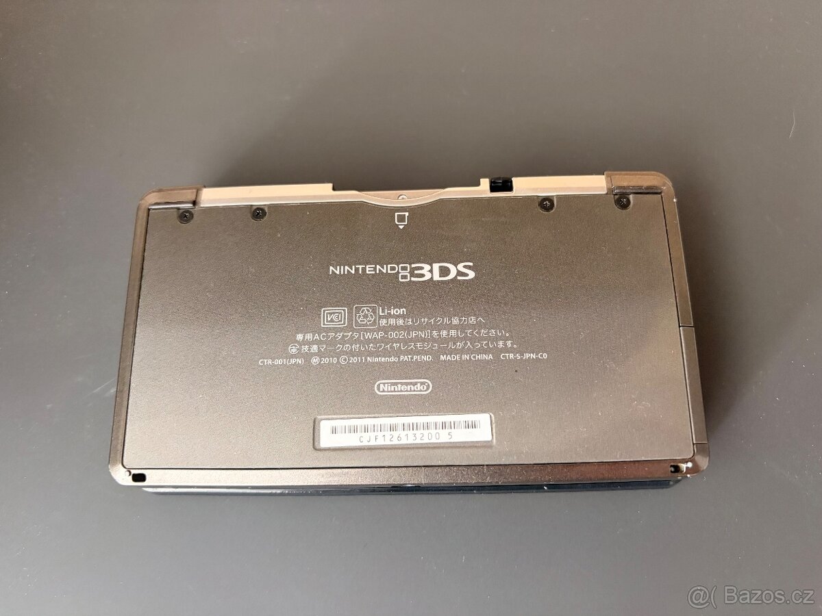 Nintendo 3DS (USB-C napájecí port) - 4