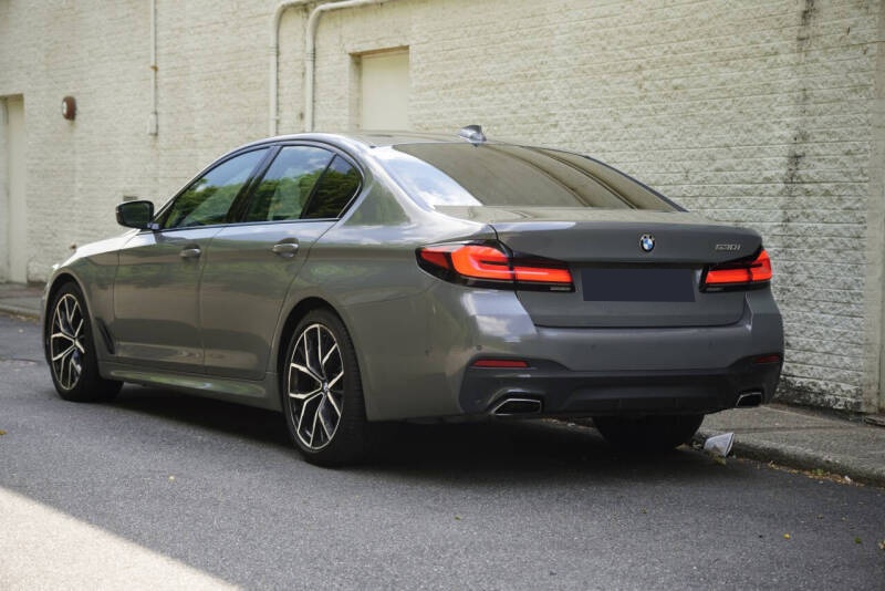 BMW 530i 2021 - 4