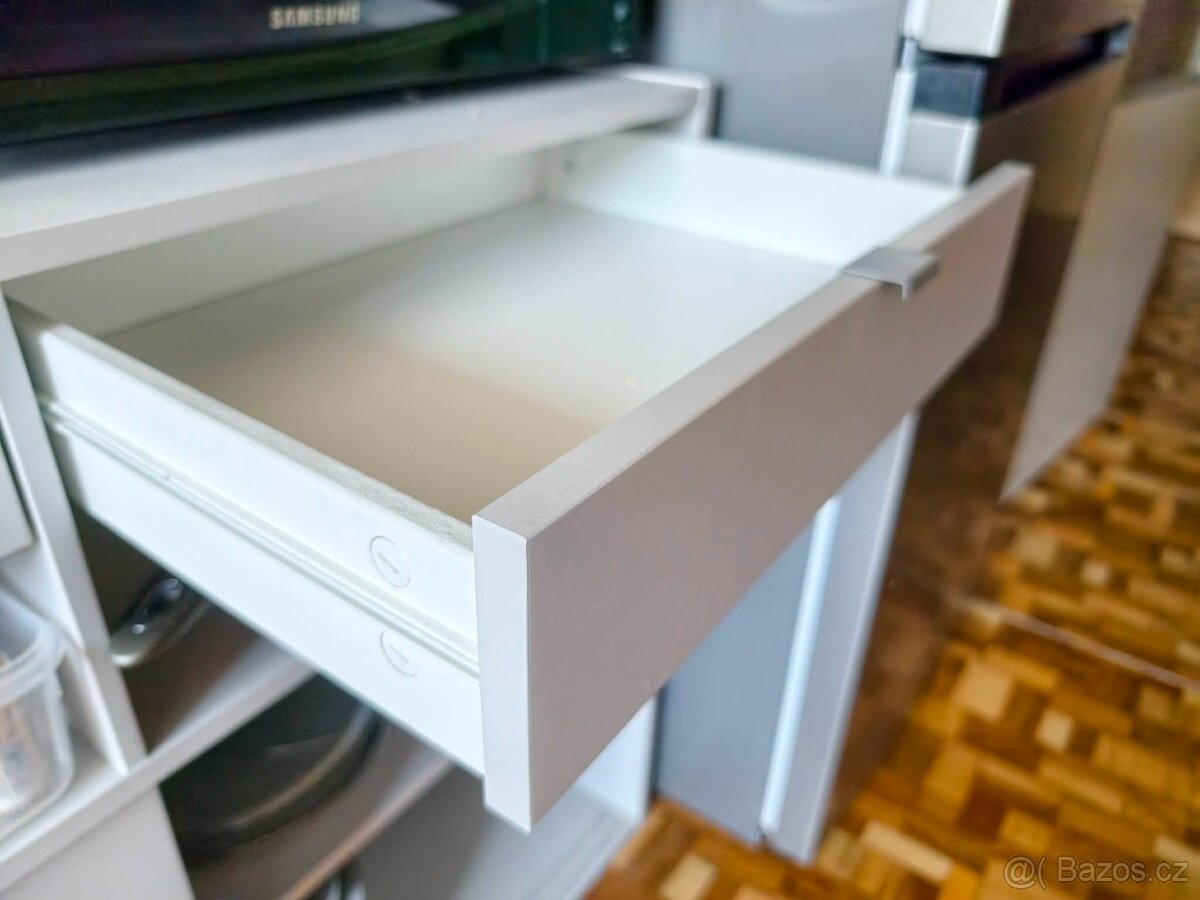 Príborník SPIKSMED - 4