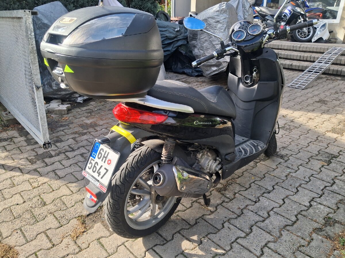 Piaggio Beverly 300 Cruiser Sleva - 4