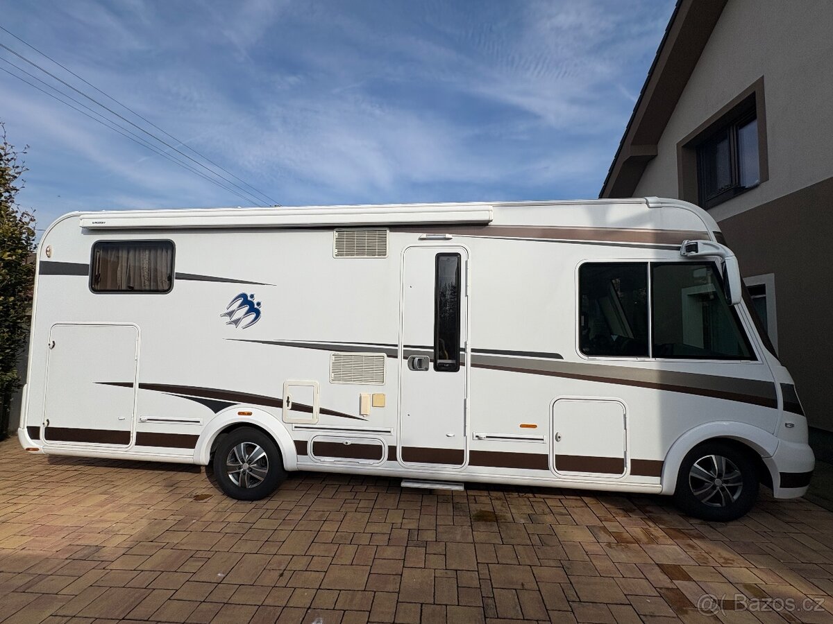Obytný automobil Knaus Sky 700 - 4