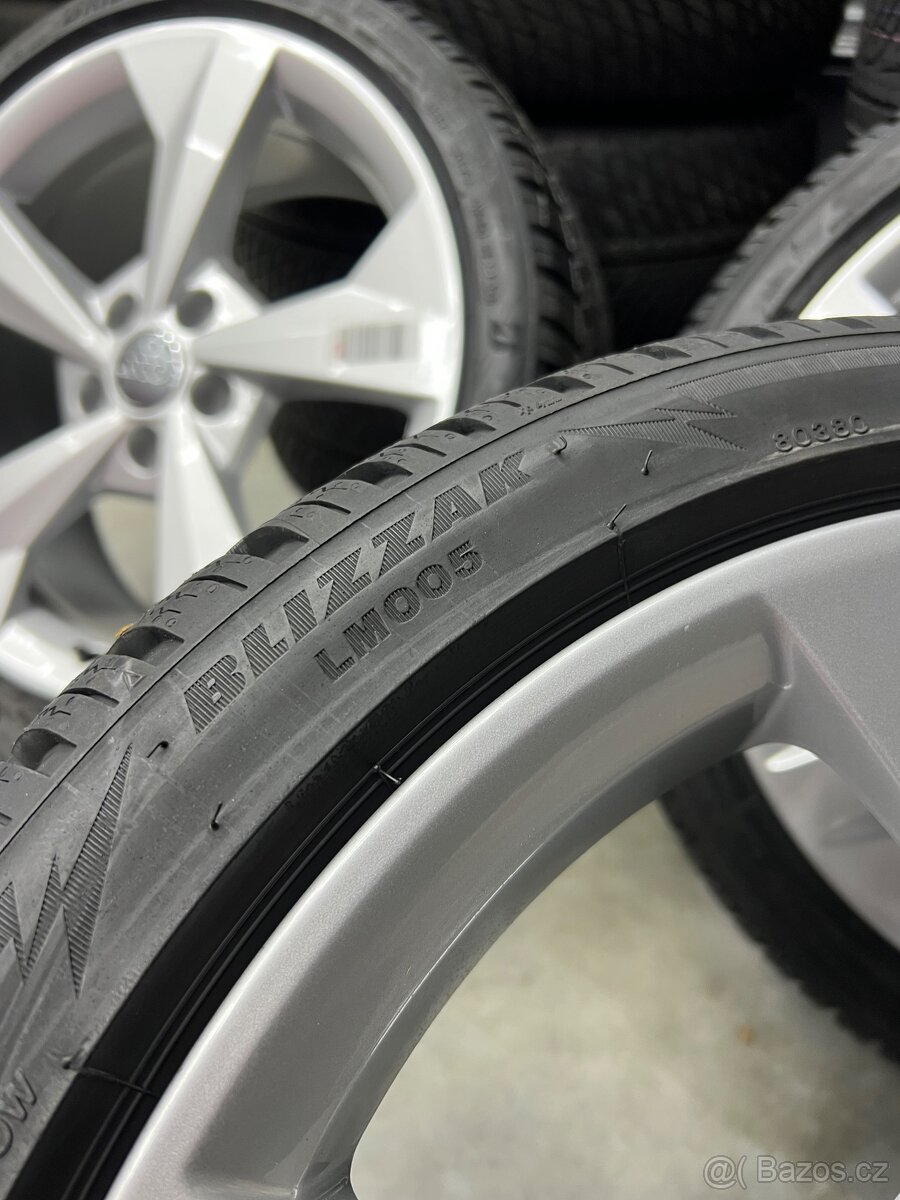 Audi a3, golf, Octavie r18 225/40 nejeté zimní - 4