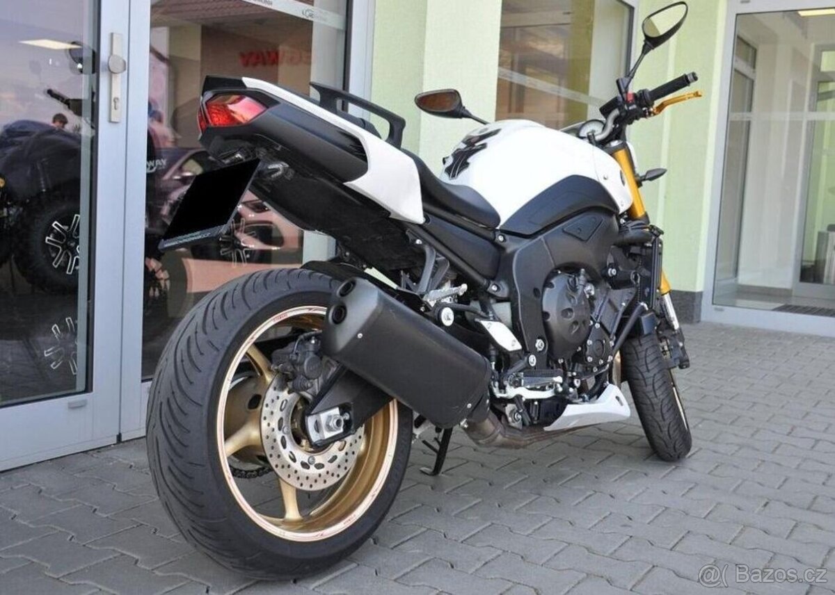 Yamaha FZ 8 N benzín 78 kw - 4