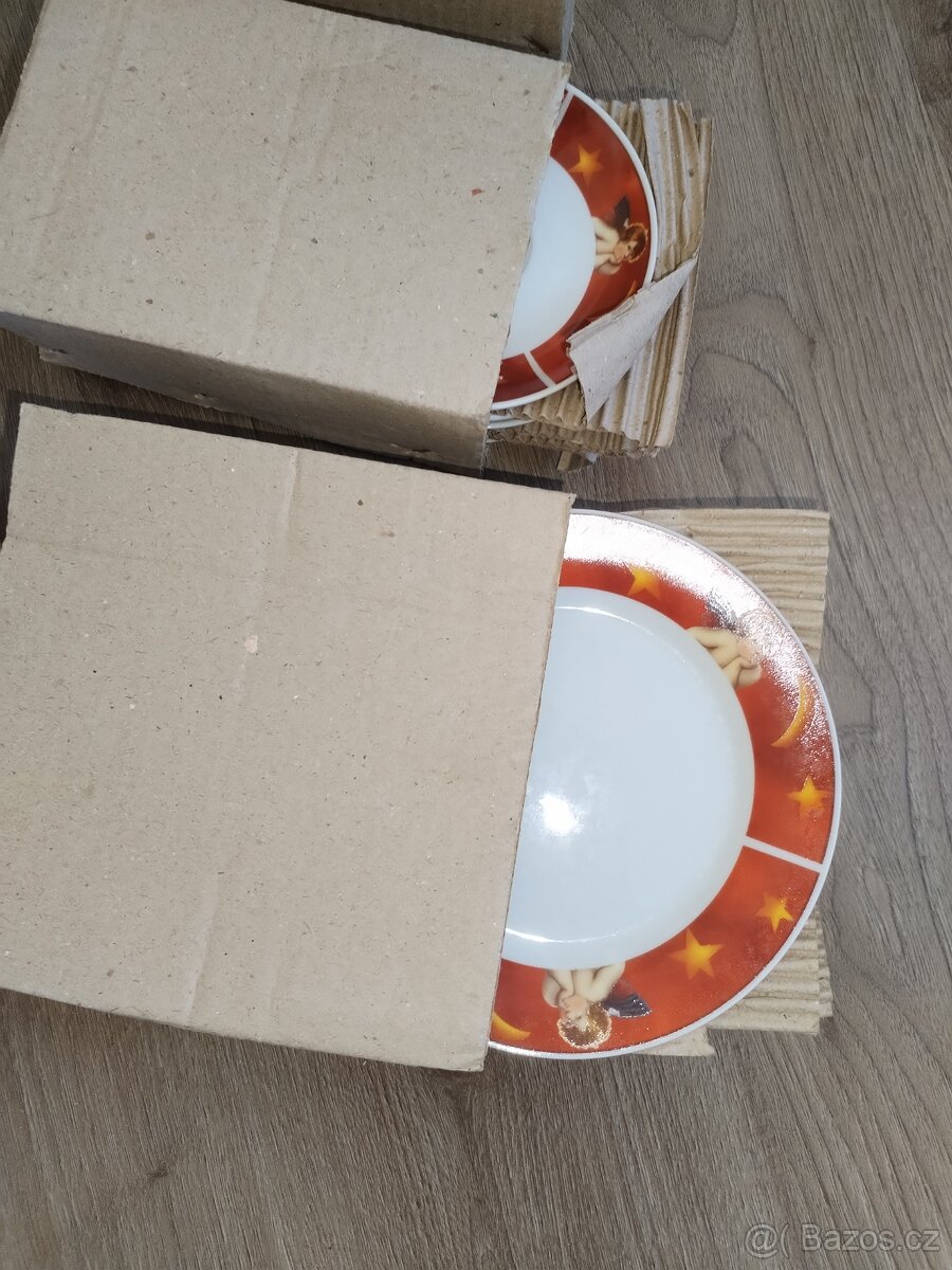 Nový vánoční porcelánový servis 18 kusů slavnostní - 4