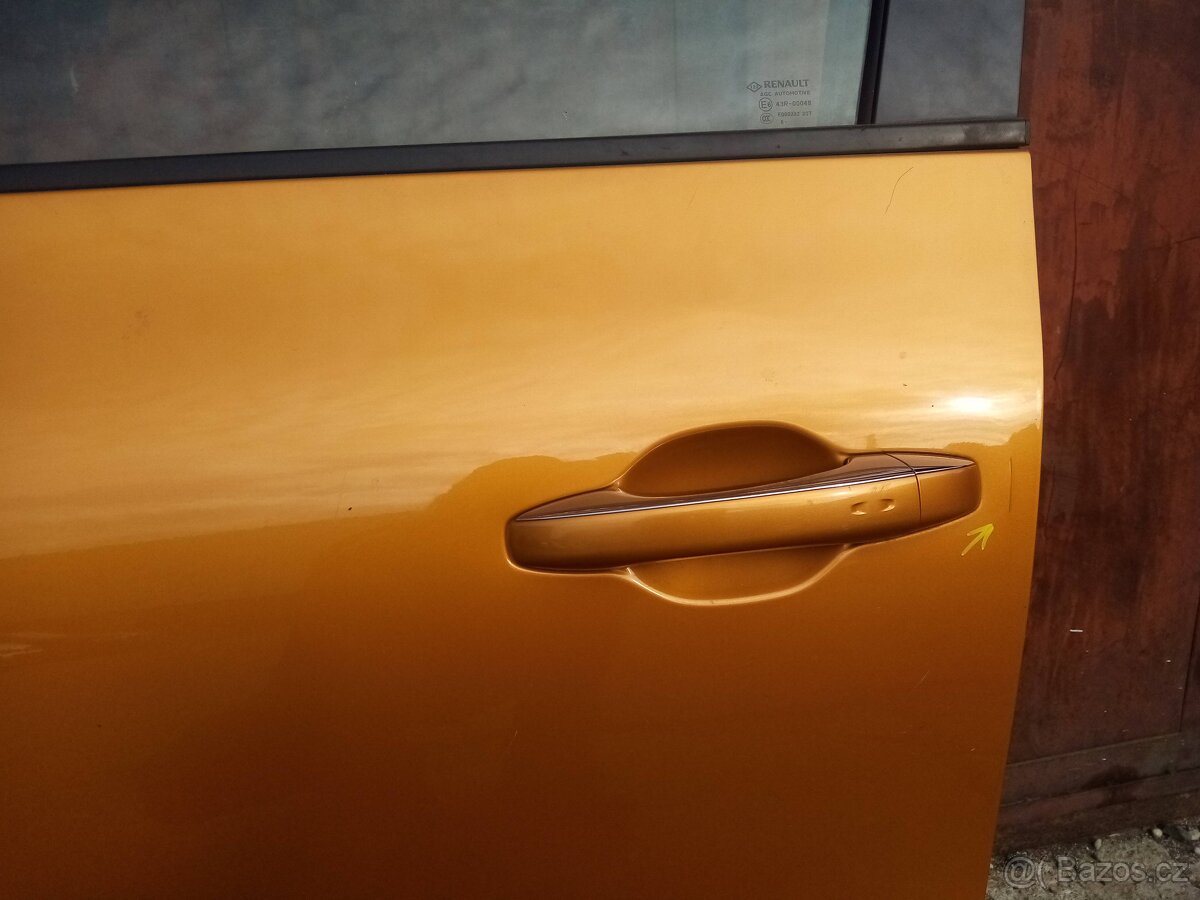 Renault Scenic IV / 4 - Levé přední dveře - 4