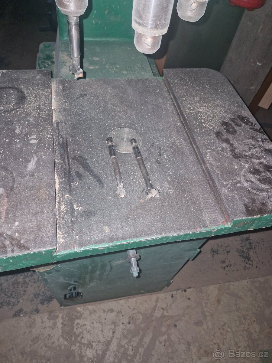 Třívřetenová vysukovačka - 4