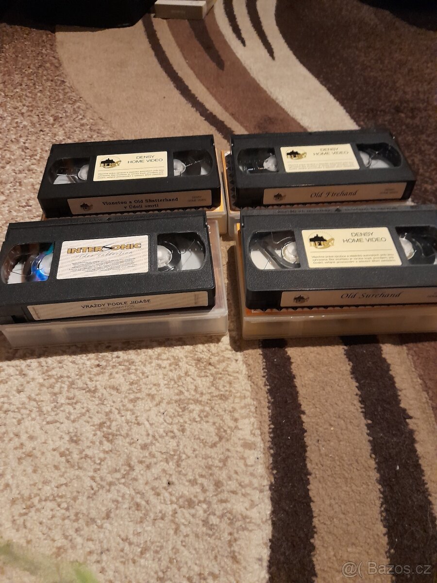 Prodám VHS kazety 16ks - 4