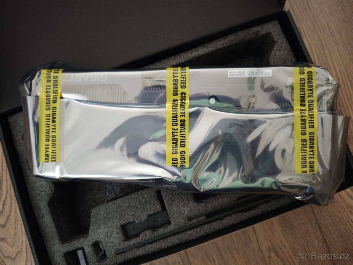 Nová GIGABYTE GeForce RTX 5070 Ti EAGLE OC SFF 16G - záruka - 4