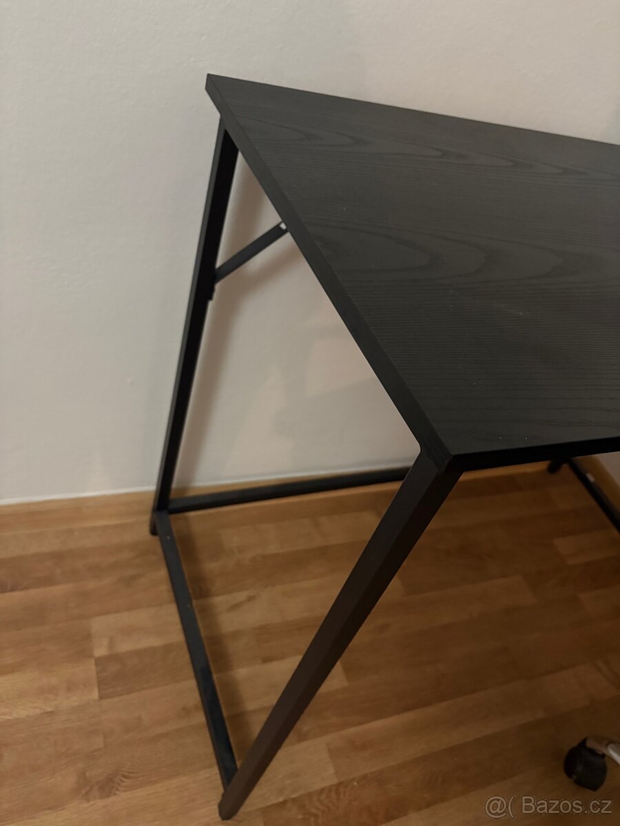 Počítačový stůl se židlí - 4