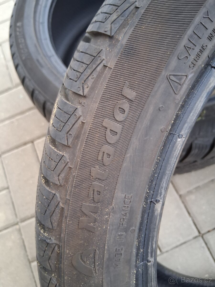 245/40 r18 - 4